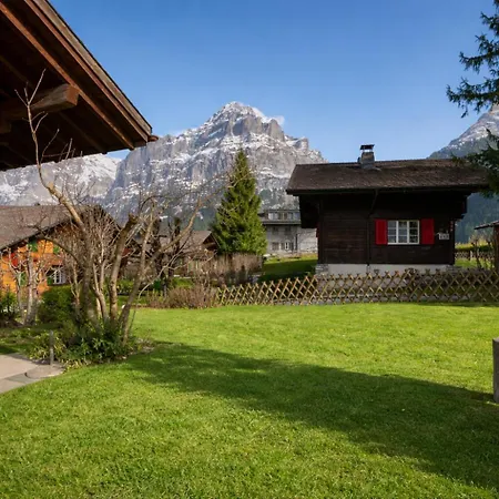 Chalet Cozy Traditional Chalet, Stunning Mountain Views Grindelwald