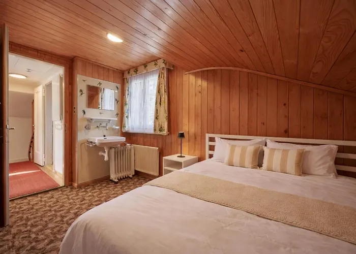 Horská chata Cozy Traditional Chalet, Stunning Mountain Views