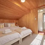 Cozy Traditional Chalet, Stunning Mountain Views * Γκρίντελβαλντ