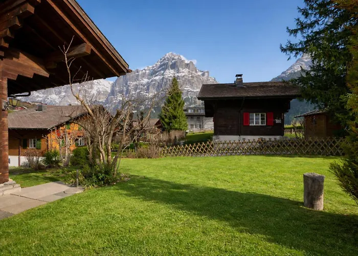 Шале Cozy Traditional Chalet, Stunning Mountain Views Гриндельвальд